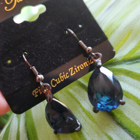 Tara Jewelry - New Fine Cubic Zirconia Navy/platinum earrings